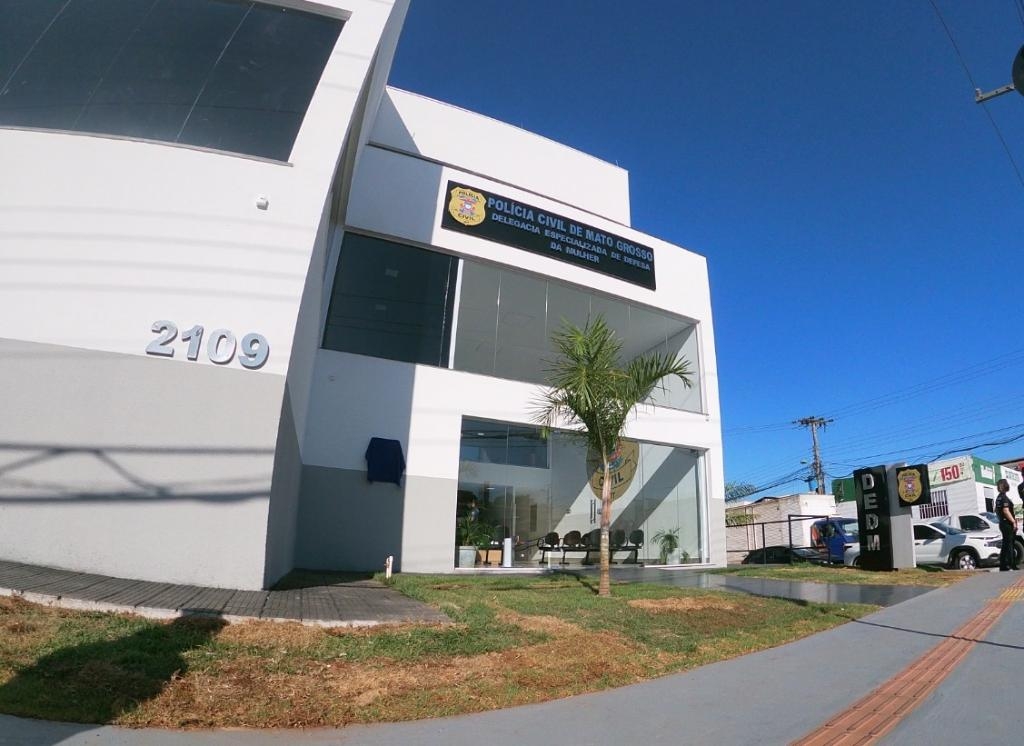 Pol�cia Civil prende marido ap�s esposa conseguir fugir em mercado e pedir socorro em delegacia