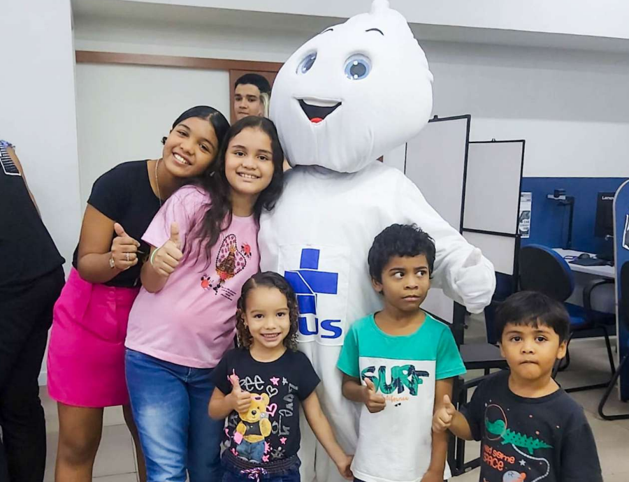 Mais de 190 doses s�o aplicadas no primeiro dia de vacina��o no V�rzea Grande Shopping