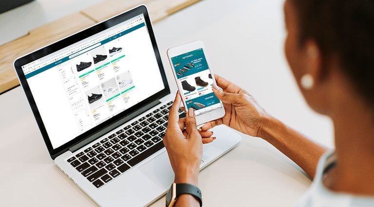 Setor de servi�os supera n�vel pr�-pandemia e cresce pelo quarto m�s seguido