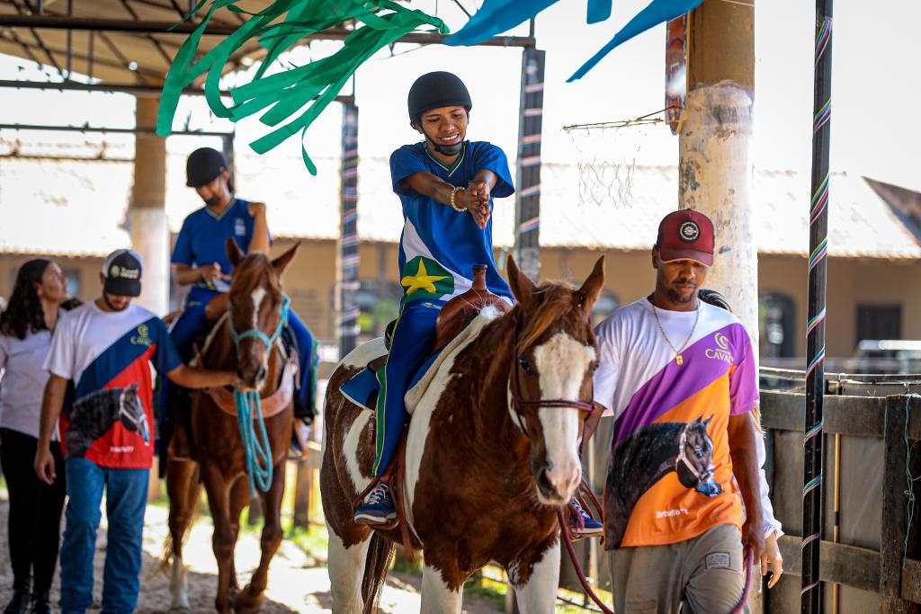 Seduc mant�m equoterapia para crian�as da rede estadual durante as f�rias escolares