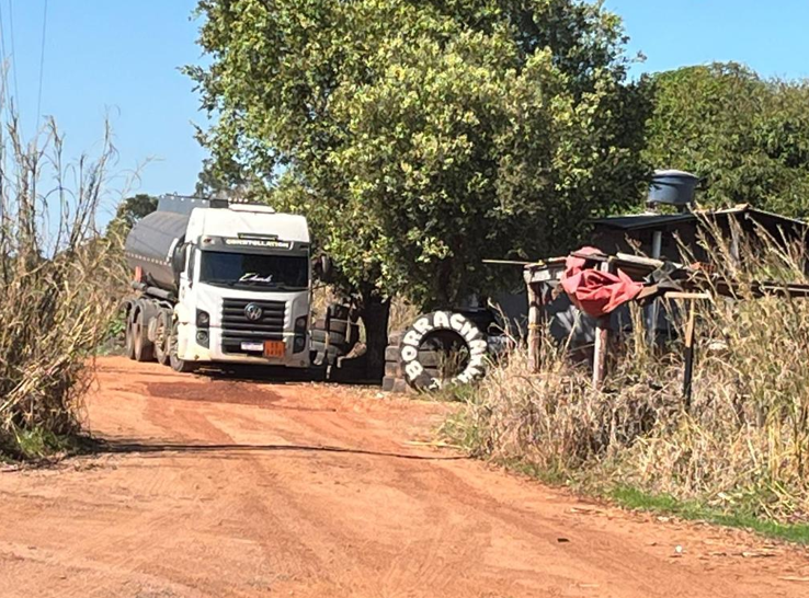 Pol�cia prende dupla por com�rcio ilegal de combust�vel em Ros�rio Oeste