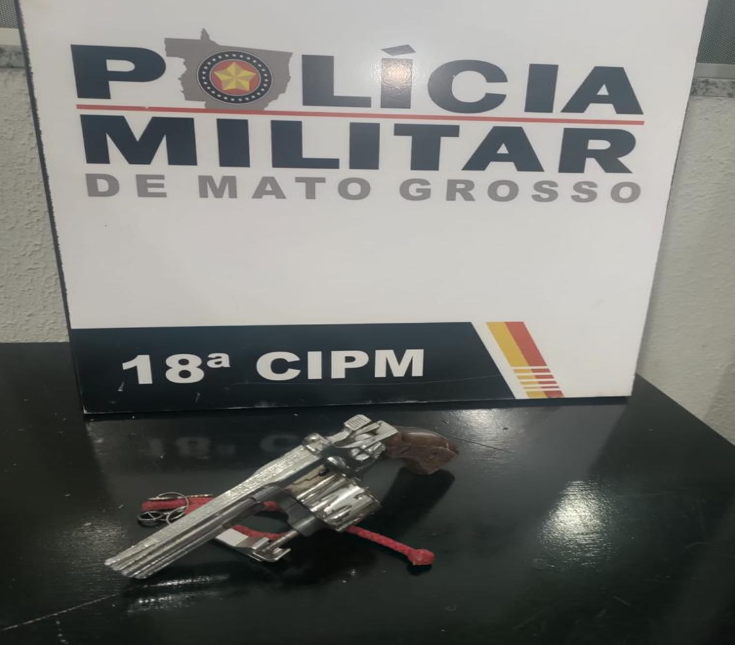 Pol�cia Militar prende homem por porte ilegal de arma de fogo em S�o Jos� do Rio Claro