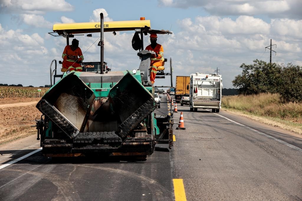 Governo de MT e Nova Rota assinam ordem de servi�o para duplica��o da BR-163 entre VG e Jangada