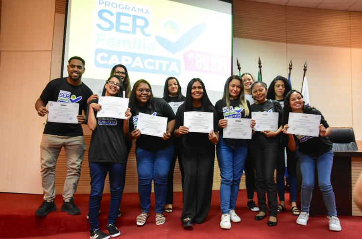 Programa SER Fam�lia Capacita forma mais nove turmas em cursos profissionalizantes gratuitos