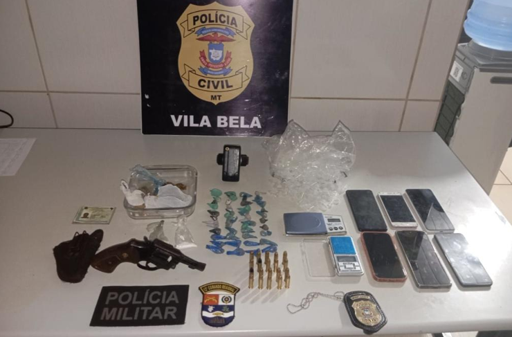 Pol�cia apreende arma, drogas e prende seis suspeitos ligados a fac��o em Vila Bela da Sant�ssima Trindade
