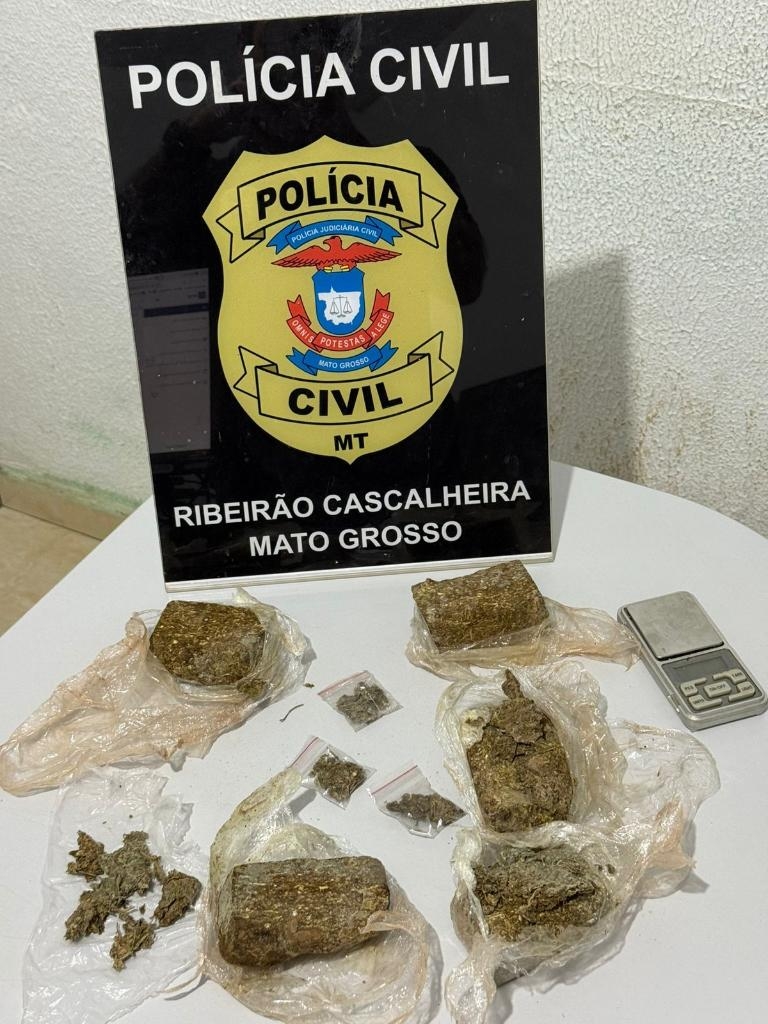 Pol�cia Civil prende membro de fac��o acusado de tr�fico de drogas em Ribeir�o Cascalheira