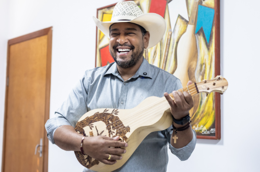 Cuiab� realiza 1� Recital da Escola Municipal de M�sica no Cine Teatro