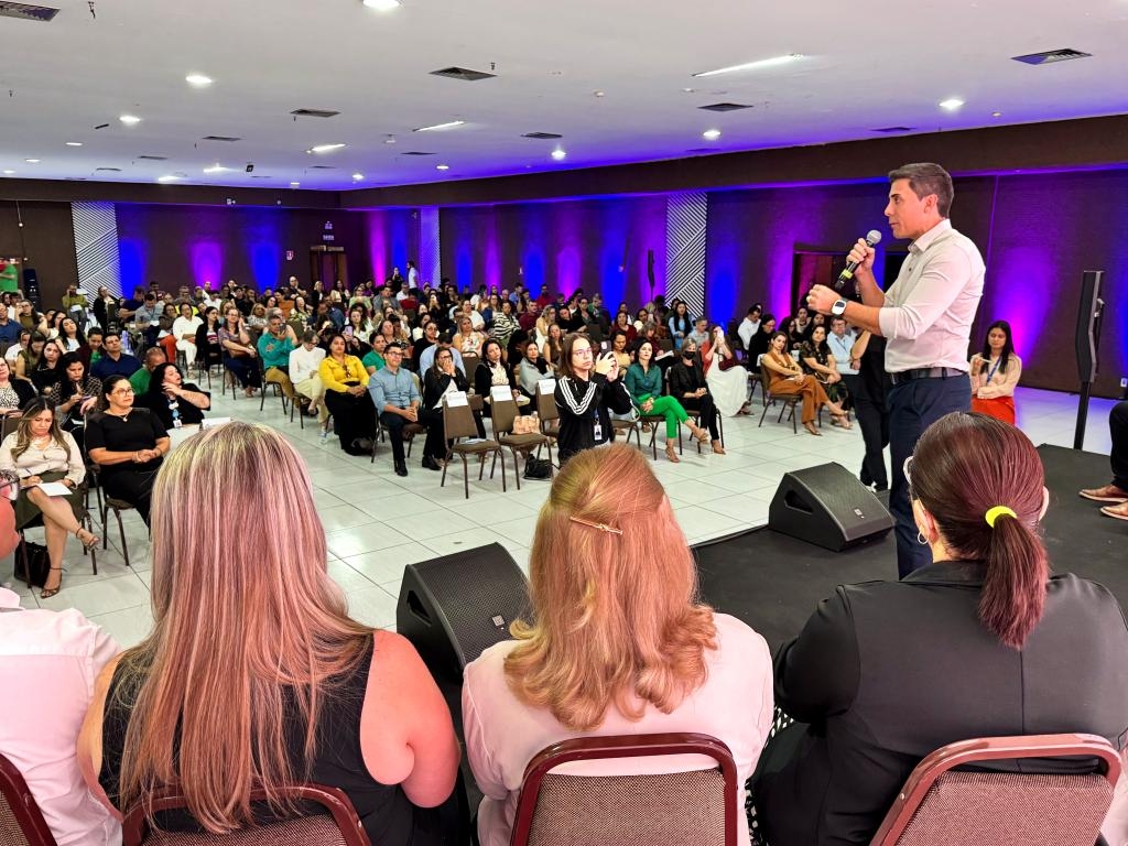 Estado e municpios debatem futuro da educao com encontro de formao em Cuiab