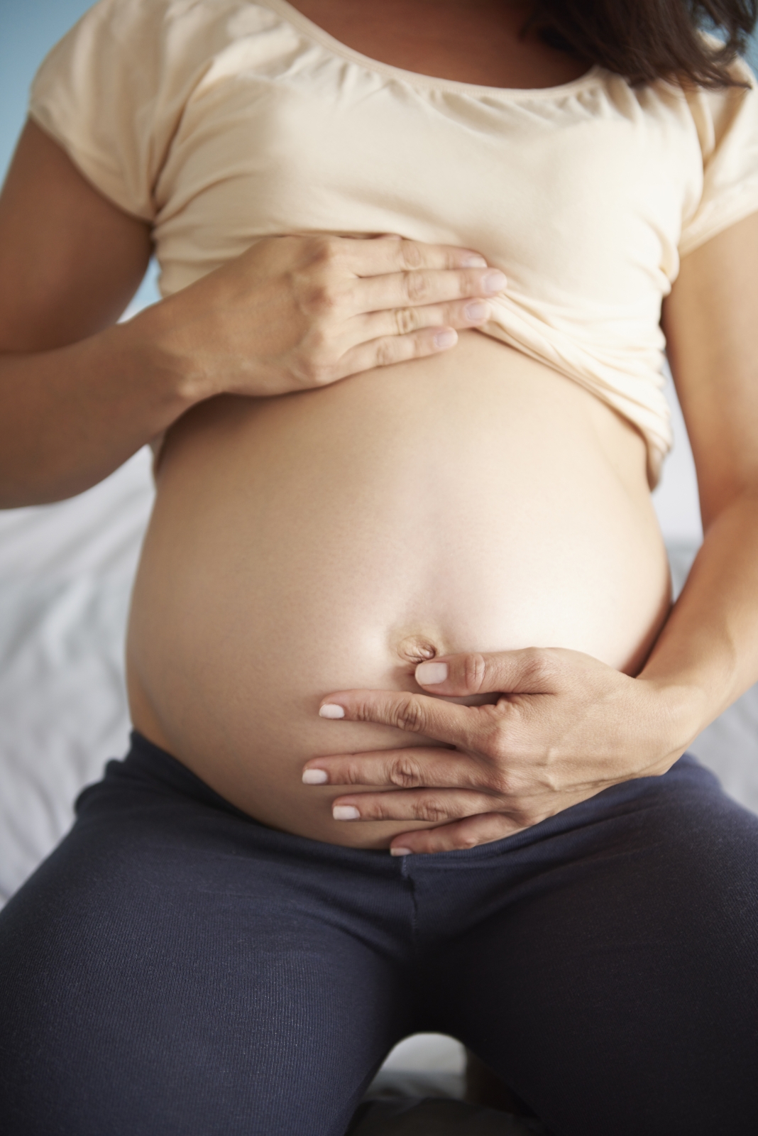 Micropl�sticos ultrapassam a barreira da placenta e atingem fetos, aponta pesquisa brasileira