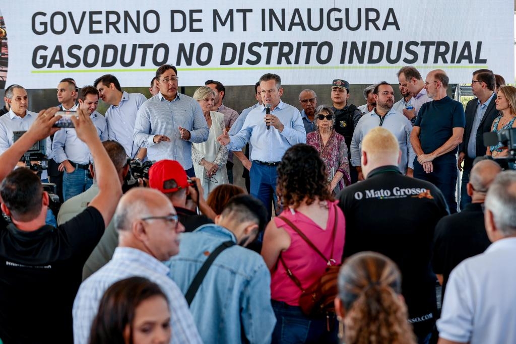 �O gasoduto � um marco para a industrializa��o na Capital�, afirma governador