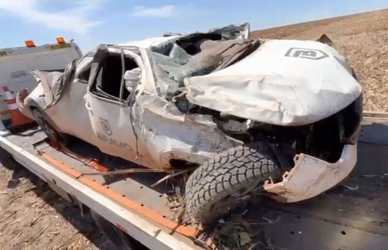 Jovem morre aps capotar carro ao desviar de animal na 242