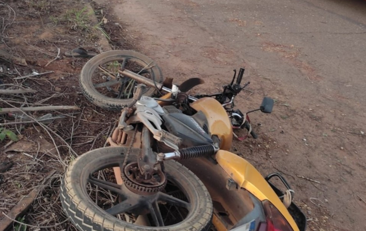 Motociclista morre aps coliso com rvore em Rondonpolis