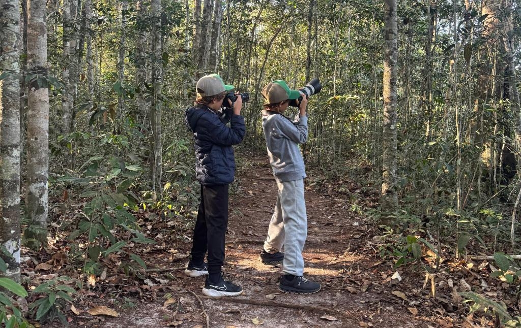Observadores mirins realizam expedi��o em busca de aves e testemunham biodiversidade de MT