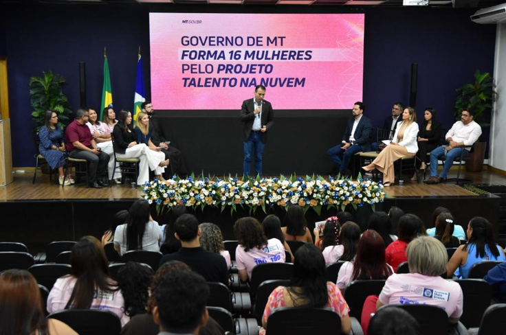 Governo de MT forma 16 mulheres em tecnologia por meio do programa SER Fam�lia Mulher