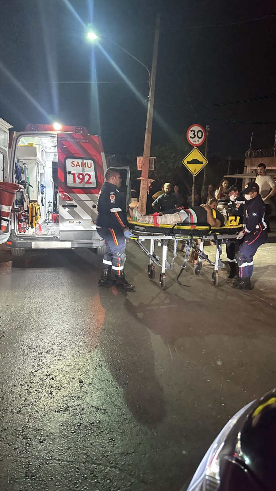 Conflito entre fam�lias por gravidez resulta em tentativa de homic�dio