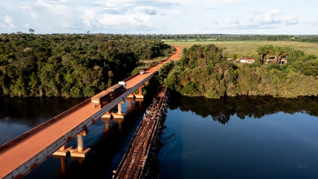 Governo de MT vai substituir mais de 1,3 mil pontes de madeira at� 2026