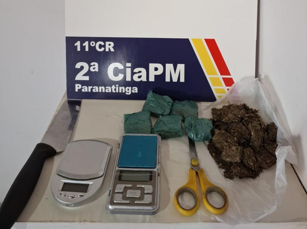 Faccionado de 17 anos � apreendido em flagrante pela Pol�cia Militar por tr�fico de drogas