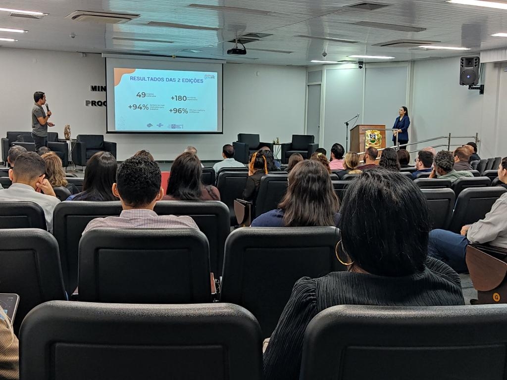 Seplag realiza palestra sobre futuro inovador no lan�amento Acelera Gov.MT