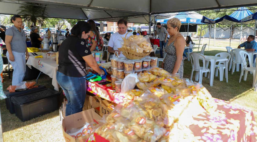 Feira da Famlia incentiva produo local e oferece cardpio diversificado em Vrzea Grande