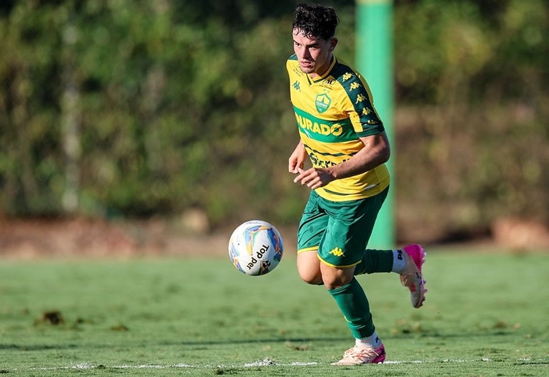 Cuiab, j classificado, enfrenta Academia pelo Estadual Sub-20  