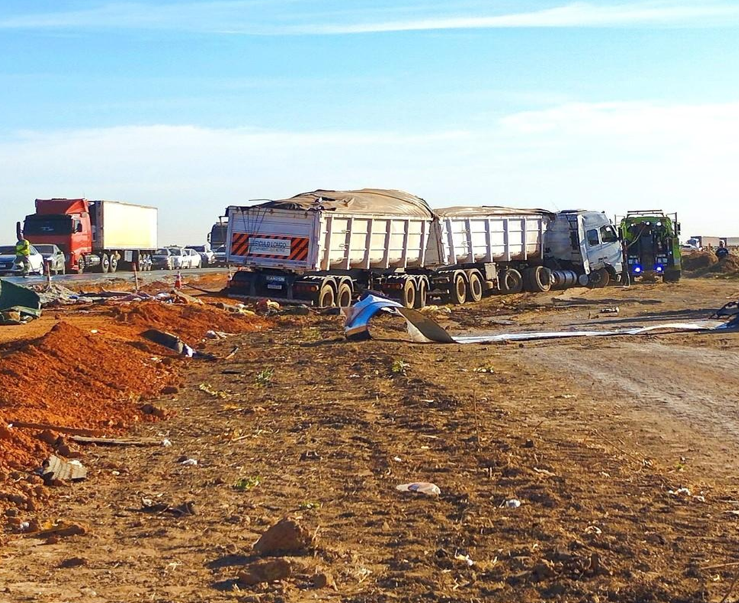 Percia aponta invaso de pista pelo nibus em coliso na BR-163