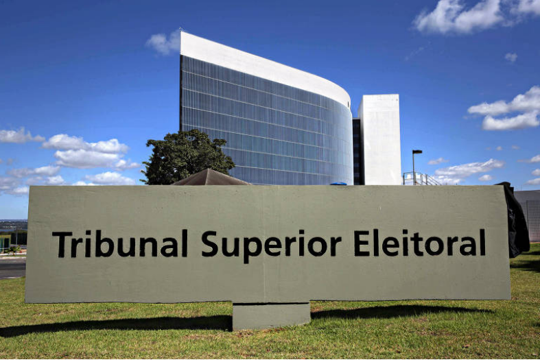 TSE DESISTE DE ACOMPANHAR ELEI��ES NA VENEZUELA