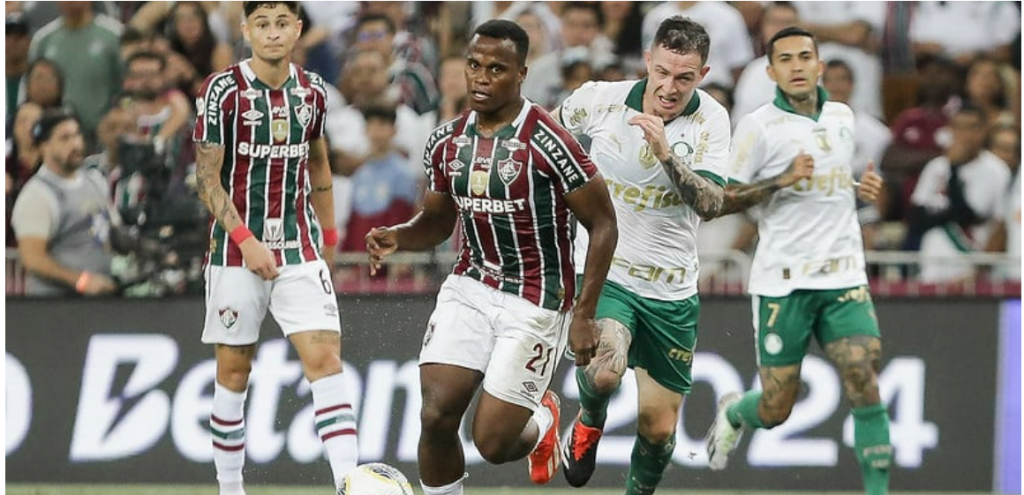 Palmeiras sofre gol no fim, perde do Fluminense e fecha primeiro turno do Brasileiro na 3� posi��o