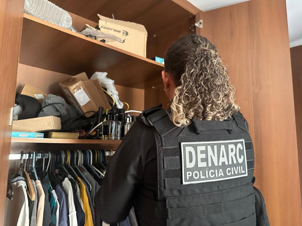 Pol�cia Civil desarticula grupo criminoso que movimentou mais de R$ 185 milh�es com tr�fico de drogas e lavagem de dinheiro