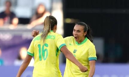 Sele��o feminina de futebol vence Nig�ria por 1 a 0 na estreia das Olimp�adas