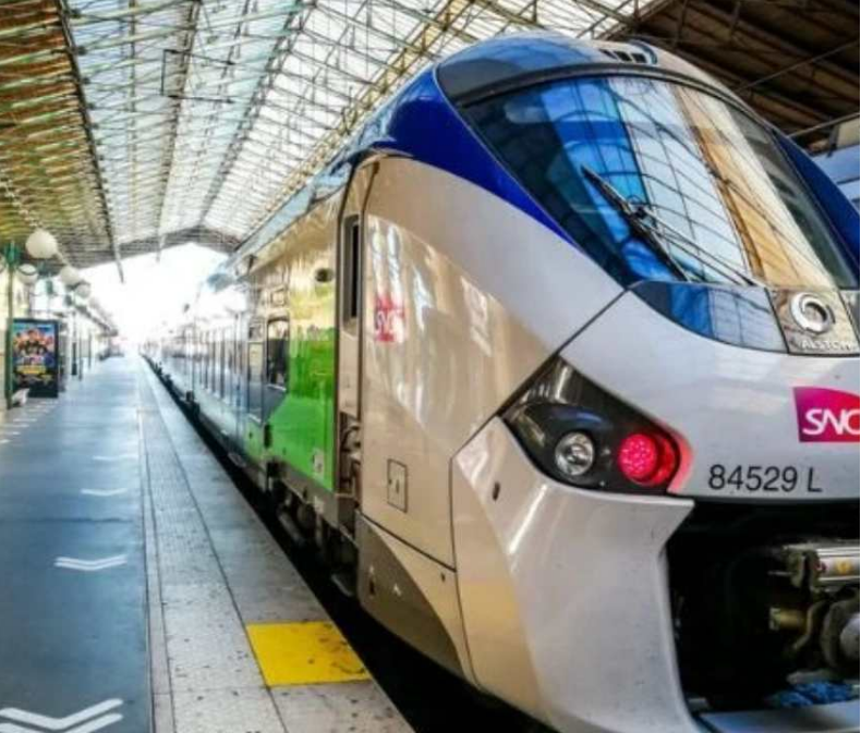 Ataques coordenados afetam rede ferrovi�ria de Paris antes da abertura das Olimp�adas