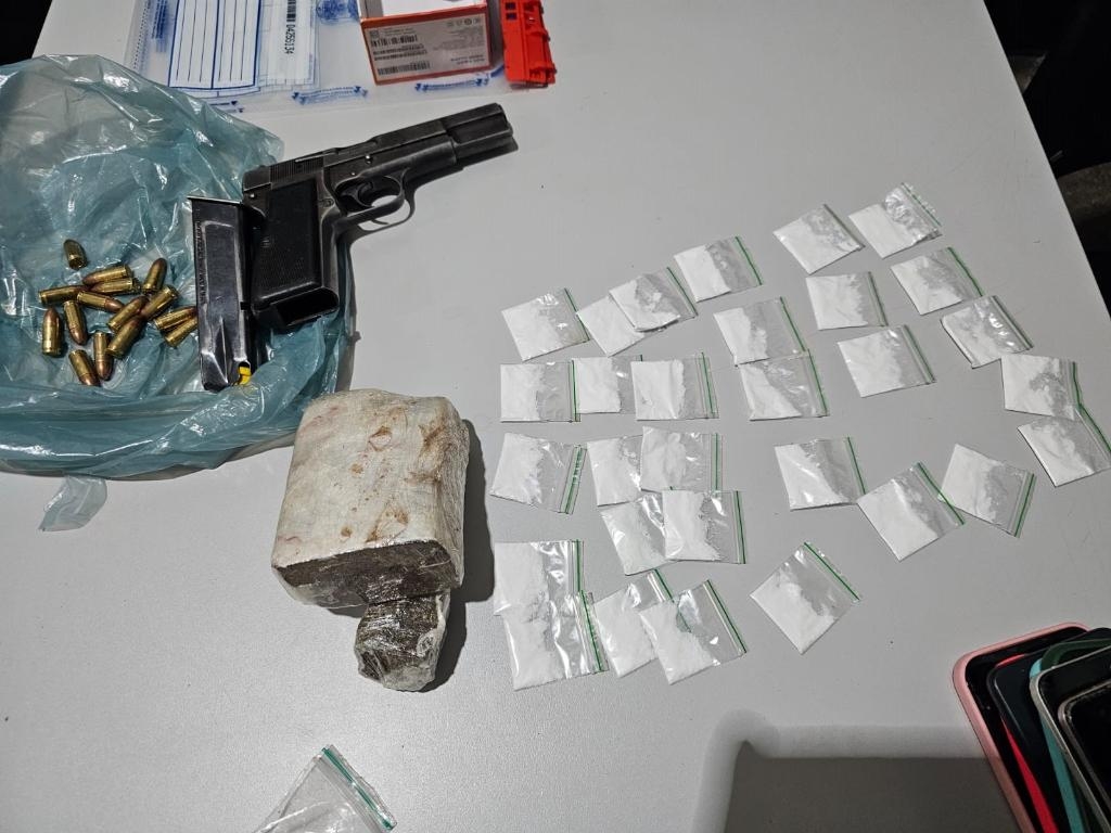 Pol�cia Civil prende seis homens e apreende drogas em a��o em Pontes e Lacerda