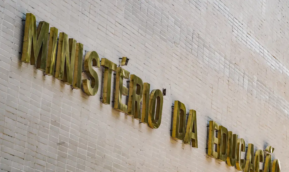 MEC disponibiliza curso gratuito de 180 horas para docentes do ensino m�dio