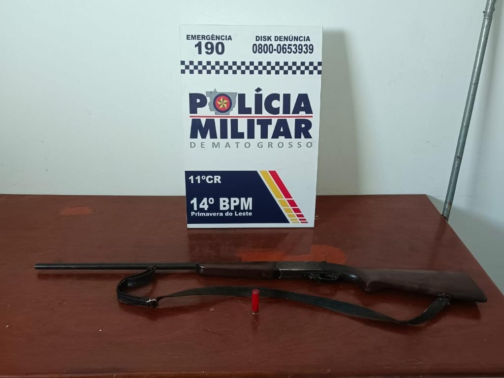 PM prende suspeito de viol�ncia dom�stica e apreende espingarda em Primavera do Leste
