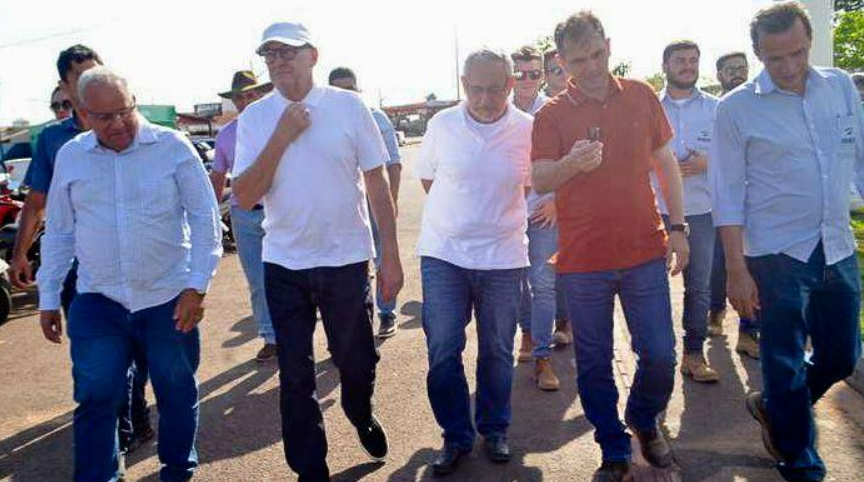 Nunca vi uma gesto fazer tanto por MT, afirma prefeito de Colniza durante vistoria do governador em exerccio