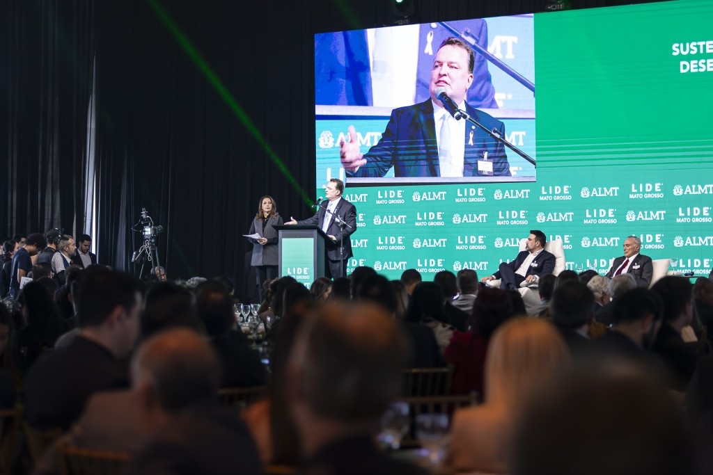 Max Russi destaca lideran�a da Assembleia Legislativa em f�rum de desenvolvimento sustent�vel