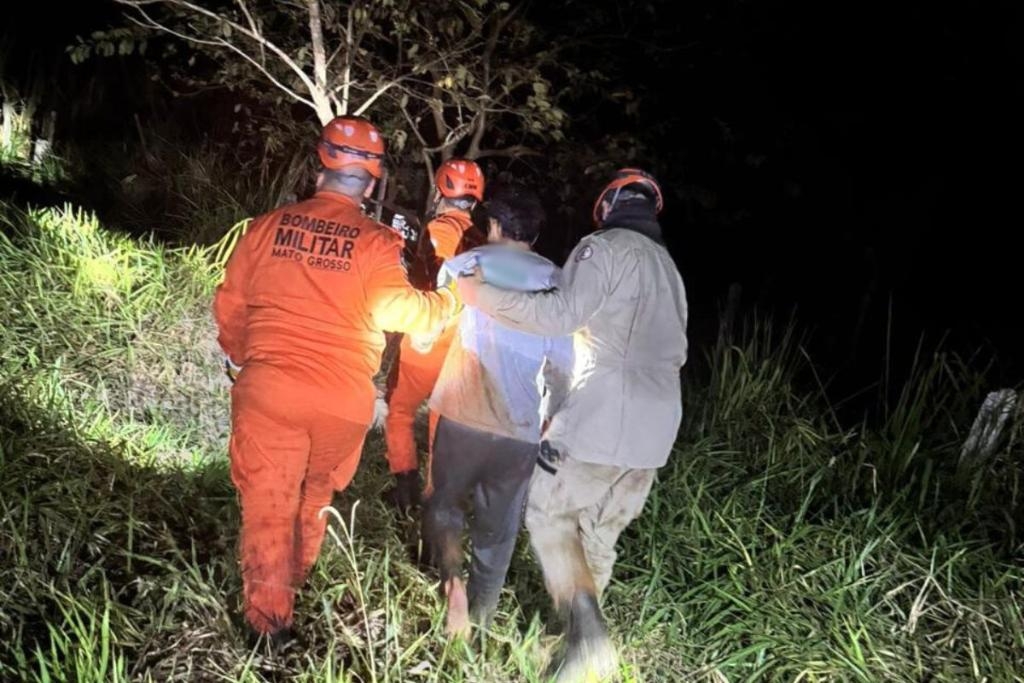 Corpo de Bombeiros localiza idoso desaparecido em �rea de mata no per�metro urbano