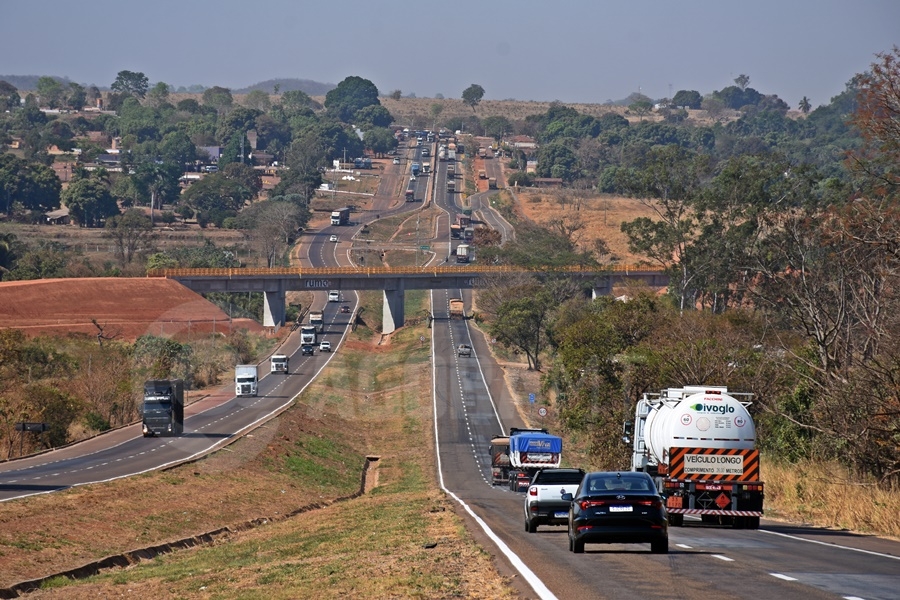 BR-364 ter� interdi��o total em Rondon�polis para manuten��o de sinaliza��o