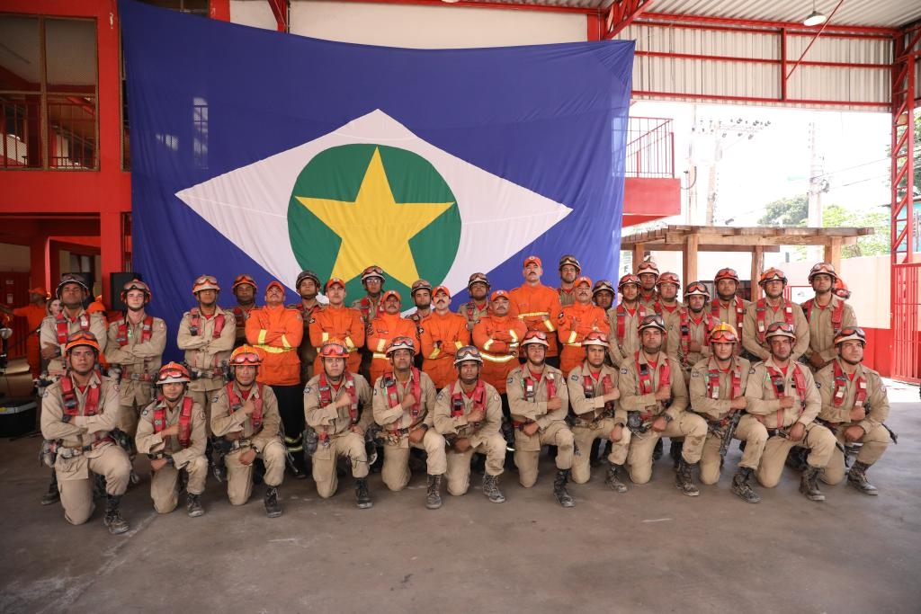 Trinta bombeiros concluem curso de Preven��o e Combate a Inc�ndios Florestais e v�o refor�ar a��es em MT