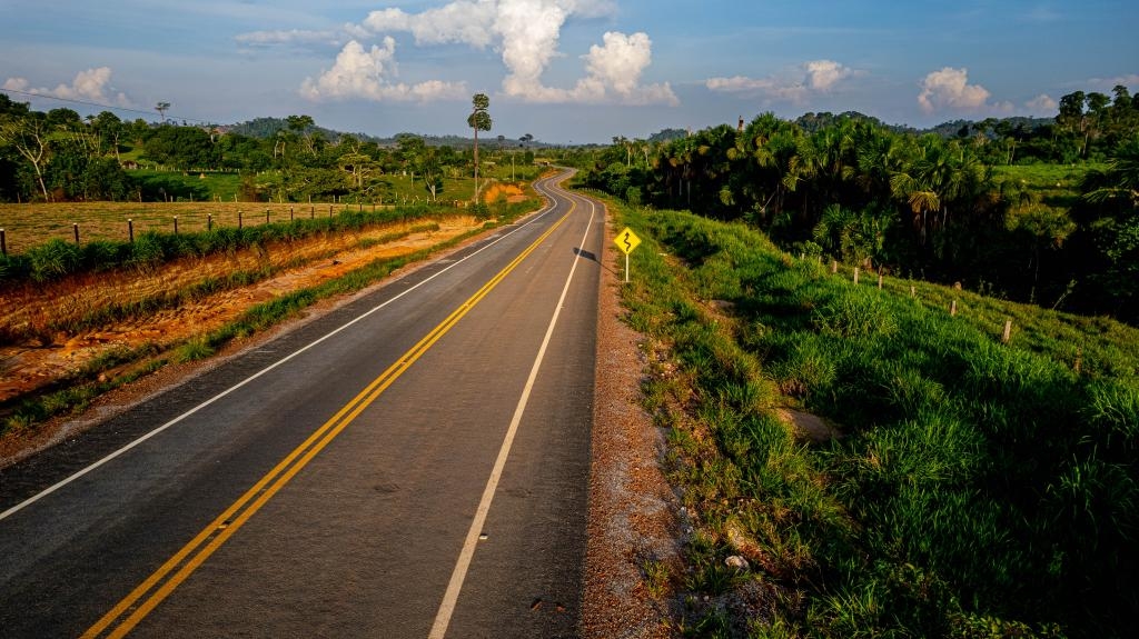 Governo de MT conclui obras de asfaltamento da MT-206 e garante integra��o para Apiac�s