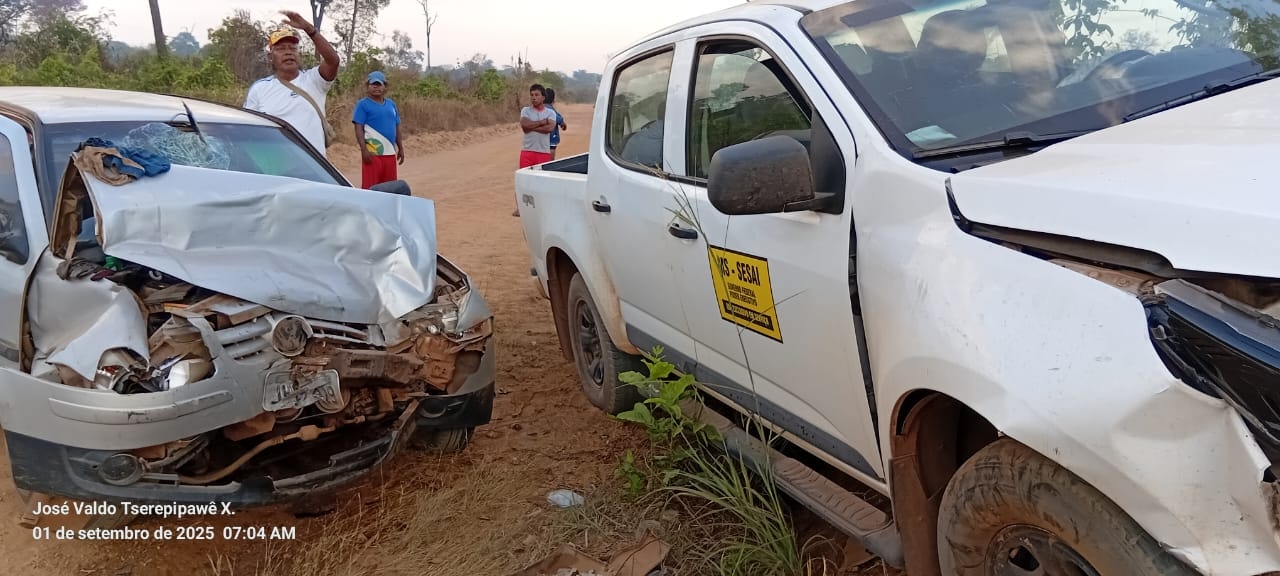 Colis�o em estrada da Terra Ind�gena Are�es deixa quatro feridos