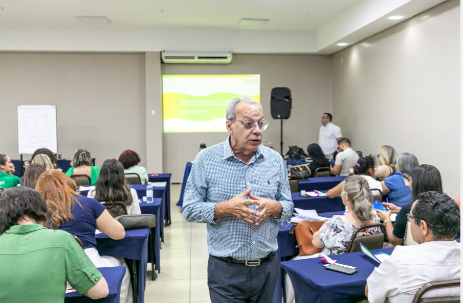 Cuiab� inicia ciclo de qualifica��o para diretores, coordenadores e professores