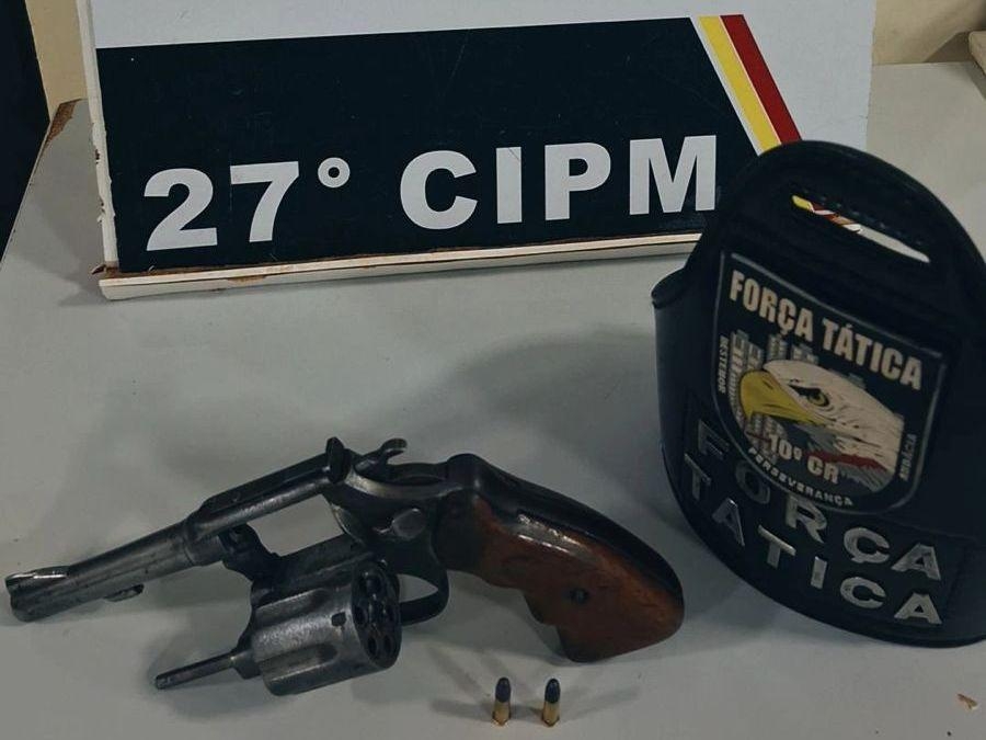 For�a T�tica prende homem que amea�ava mulher com rev�lver em Confresa