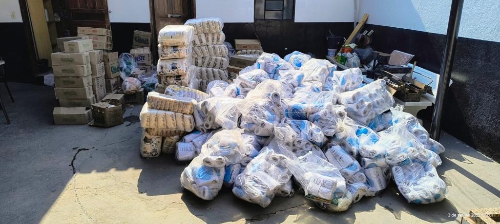 Pol�cia Civil apreende caminh�o que distribu�a cestas b�sicas para fac��o criminosa na regi�o de fronteira