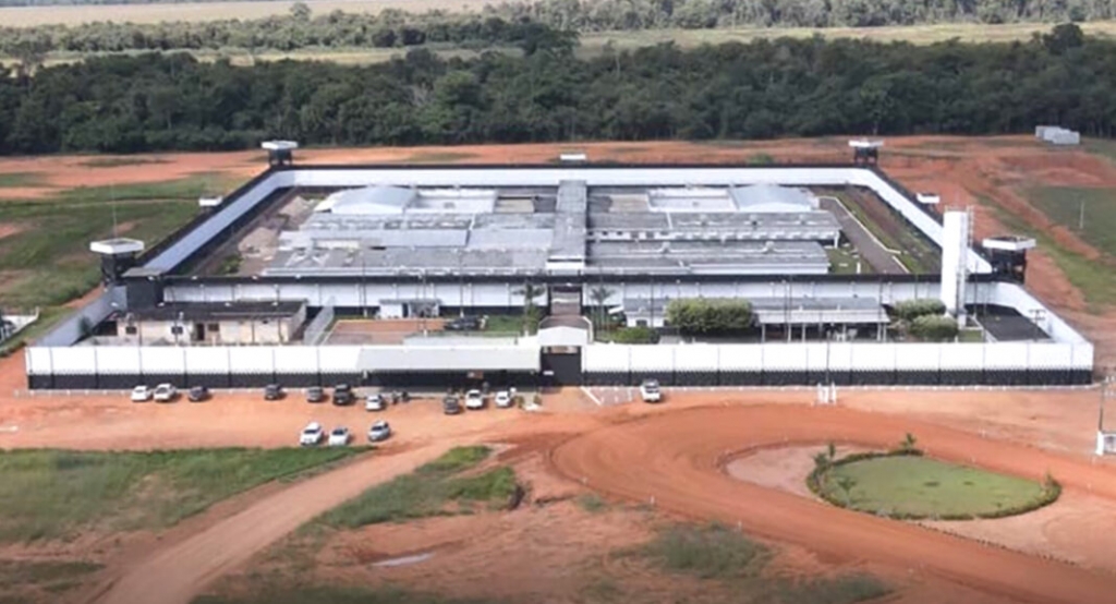 Reeducandos tentam fugir de penitenci�ria em Sinop e um acaba baleado na m�o