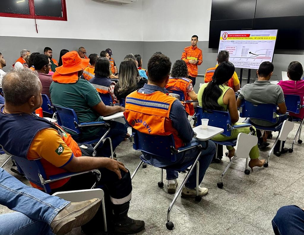 Bombeiros apresentam Batalho Ambiental a coordenadores municipais de Defesa Civil
