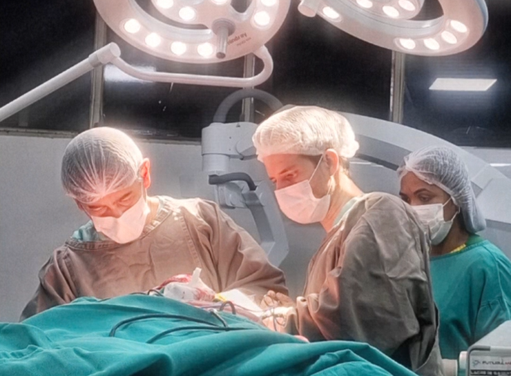 Hospital Regional de Rondon�polis realiza 39 cirurgias de retirada de tumor cerebral