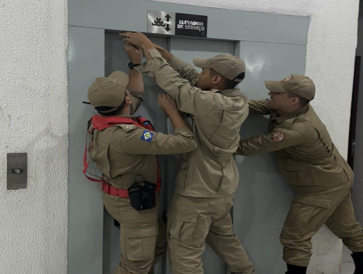 Corpo de Bombeiros alerta sobre a import�ncia de seguir orienta��es de seguran�a no uso de elevadores para evitar acidentes