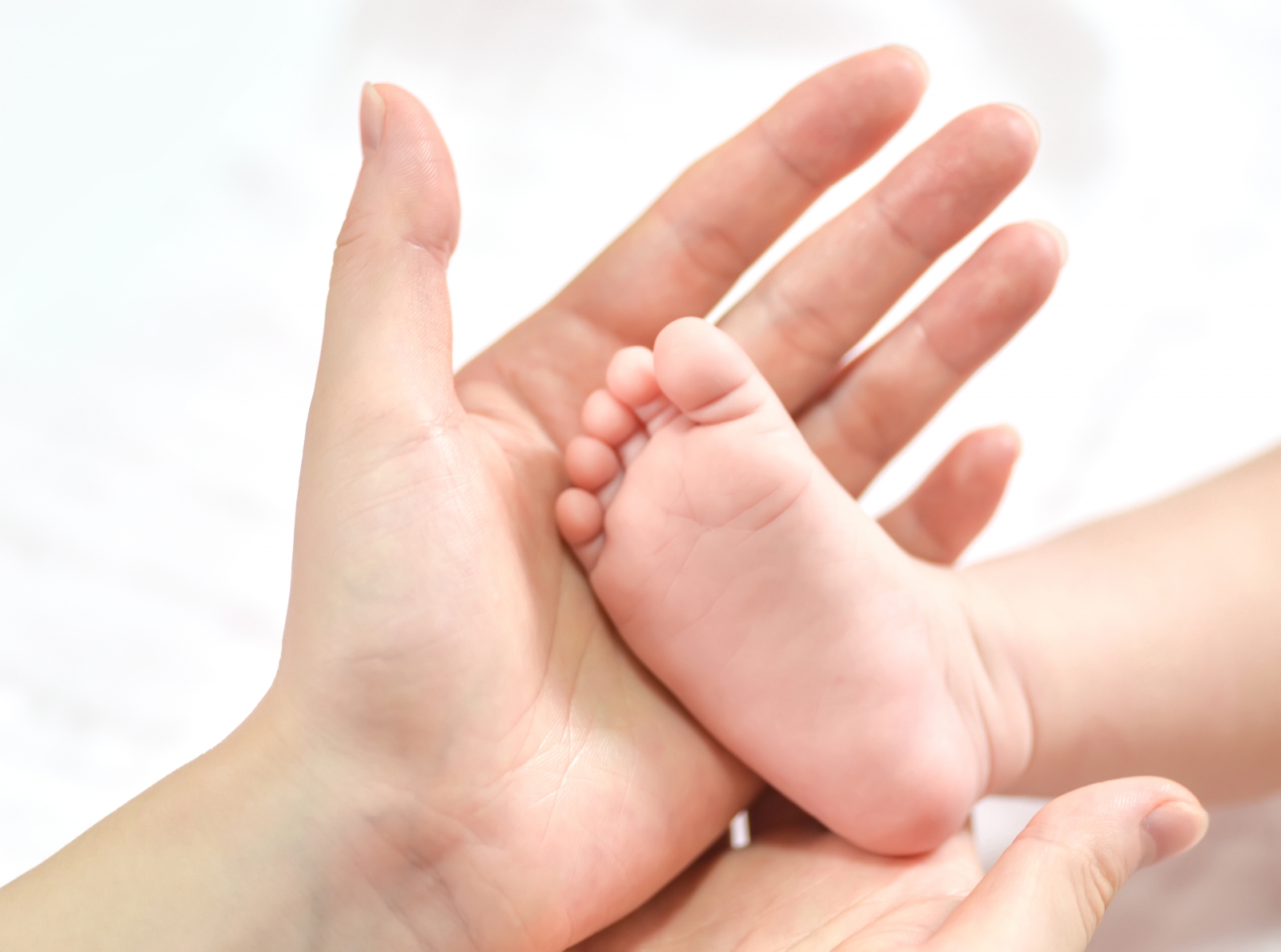 Menina de 1 ano e 9 meses morre aps desabamento de parede em Nova Maring