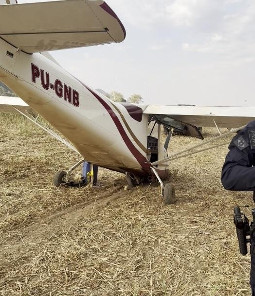 Ao da PM e PJC apreende entorpecentes aps queda de aeronave em regio rural