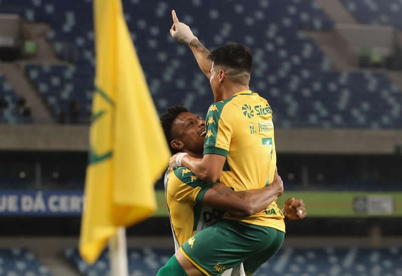 Cuiab� retoma chances de acesso � S�rie A ap�s vit�ria sobre o CRB 